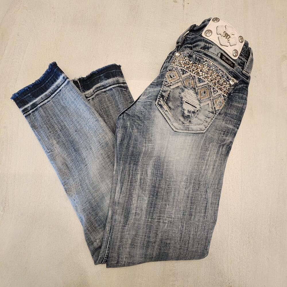 Miss Me Women's Signature Ankle Skinny SZ 27 Rhinestones Embroidery Southwestern